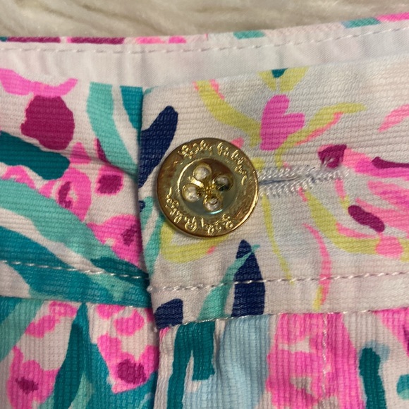 Lilly Pulitzer Skorts size 4 BNWOT two front pockets beautiful Skorts for summer - Picture 4 of 16